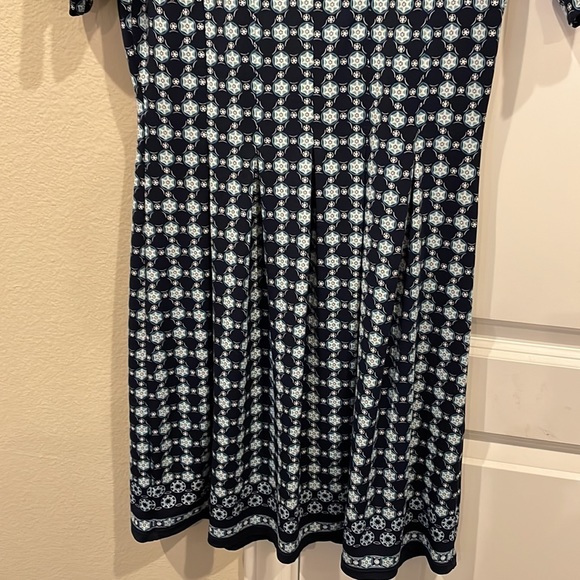 Max studio size Small - Picture 3 of 10